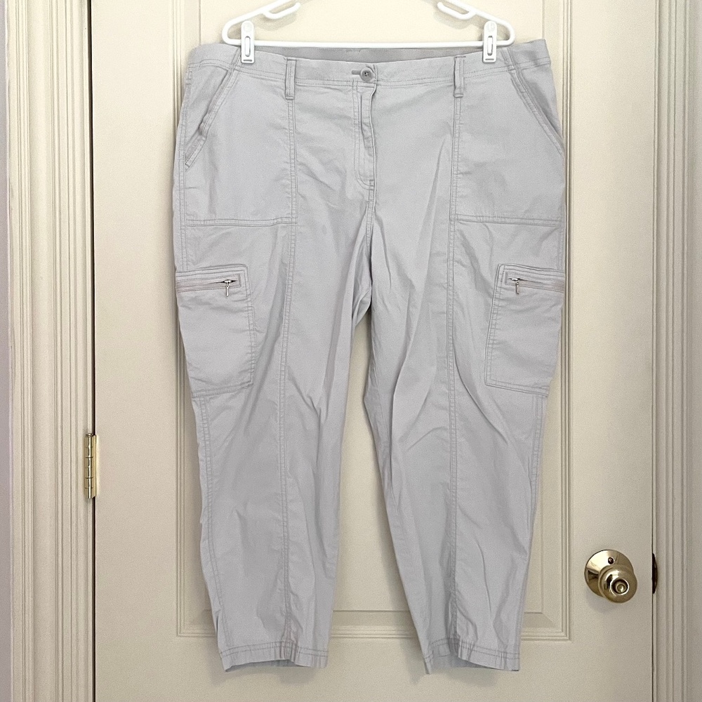 Chico's Cargo Khaki Cropped Pants Sz 3.5/18